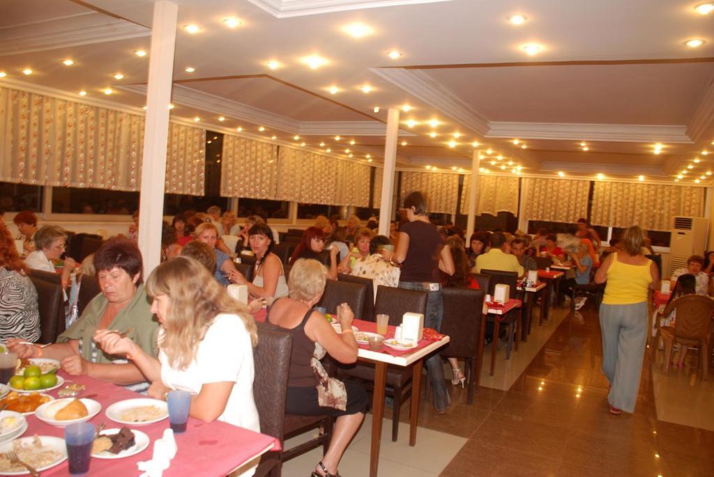 Club Bayar Beach Hotel Alanya Zewnętrze zdjęcie